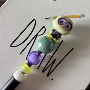 Disney Doorables: Nightmare Before Christmas: Barrel handmade beaded pen